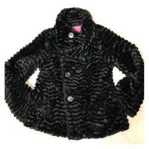 Patagonia black faux fur jacket size 12 Girls